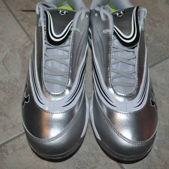 Womens Baseball Cleats Under Armour 12 Glyde IV ST Silver Metal Athletic Shoes - Picture 3 of 5